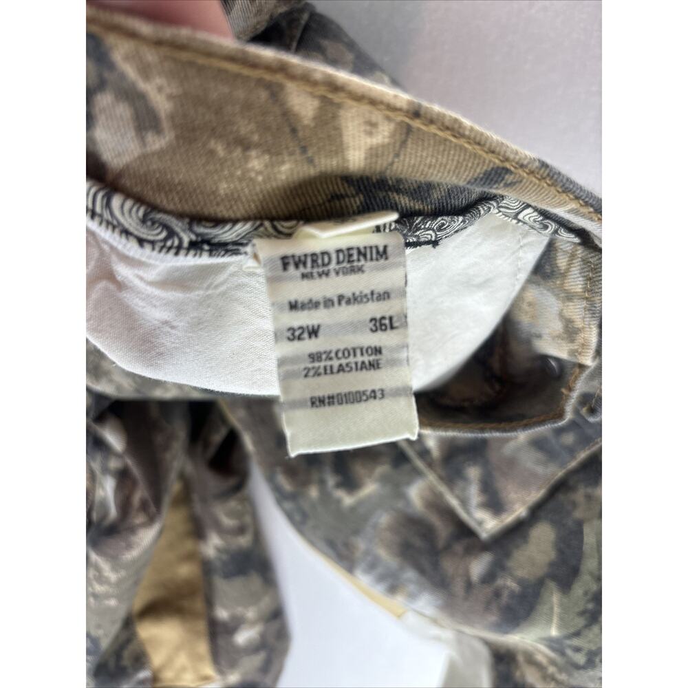 Fwrd Denim Cargo Camo Jeans Size 32x36 Men’s Fit 3 Stacked CLEAN - Picture 3 of 9